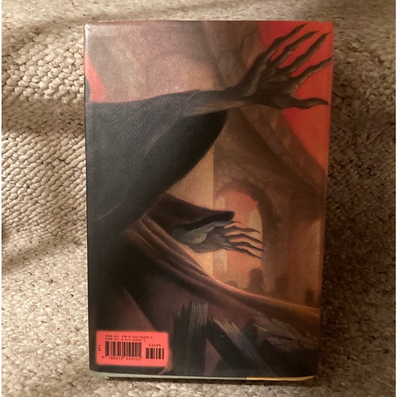 Book: Harry Potter and the Deathly Hallows, First Edition, July 2007 - Picture 4 of 16